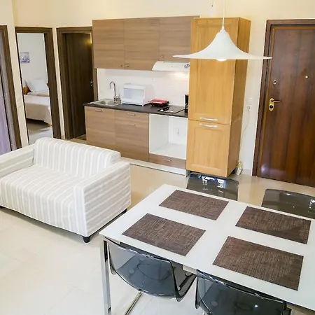 Swanky In Corfu דירה